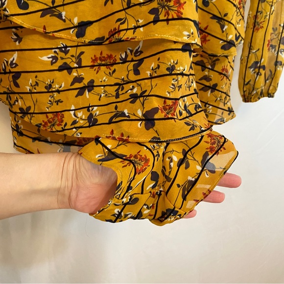 Endless Rose Romper, size XS - Picture 4 of 10